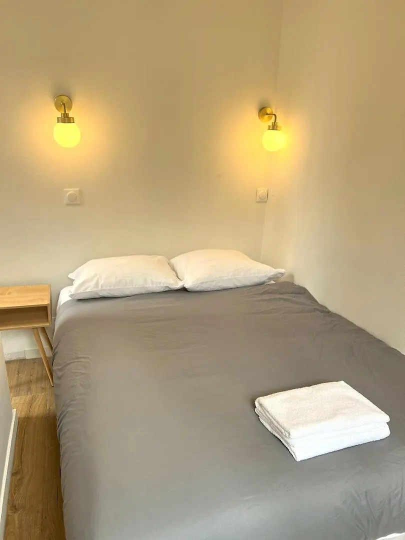 T2 Renove En Plein Centre Rennais Apartment Rennes 0*,