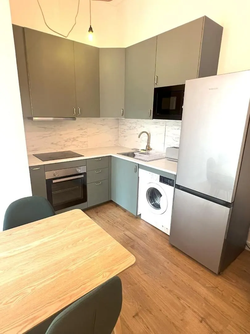 T2 Renove En Plein Centre Rennais Apartment Rennes