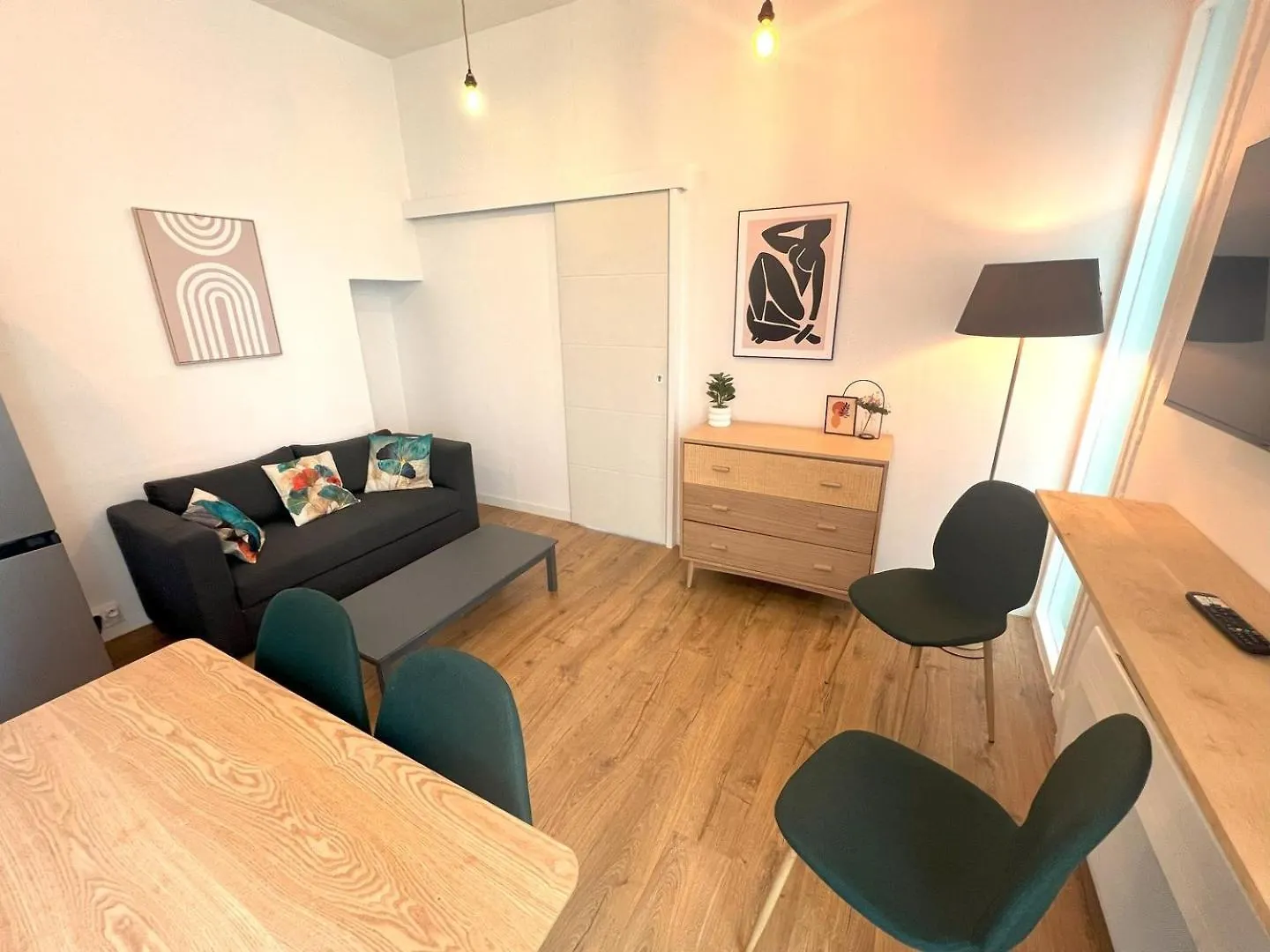 T2 Renove En Plein Centre Rennais Apartment Rennes 0*,  France